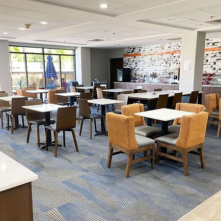 La Quinta Inn & Suites By Wyndham-Albany Ga Ngoại thất bức ảnh